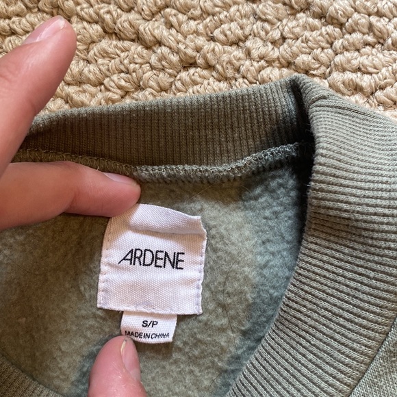 Green crew neck - Picture 2 of 2